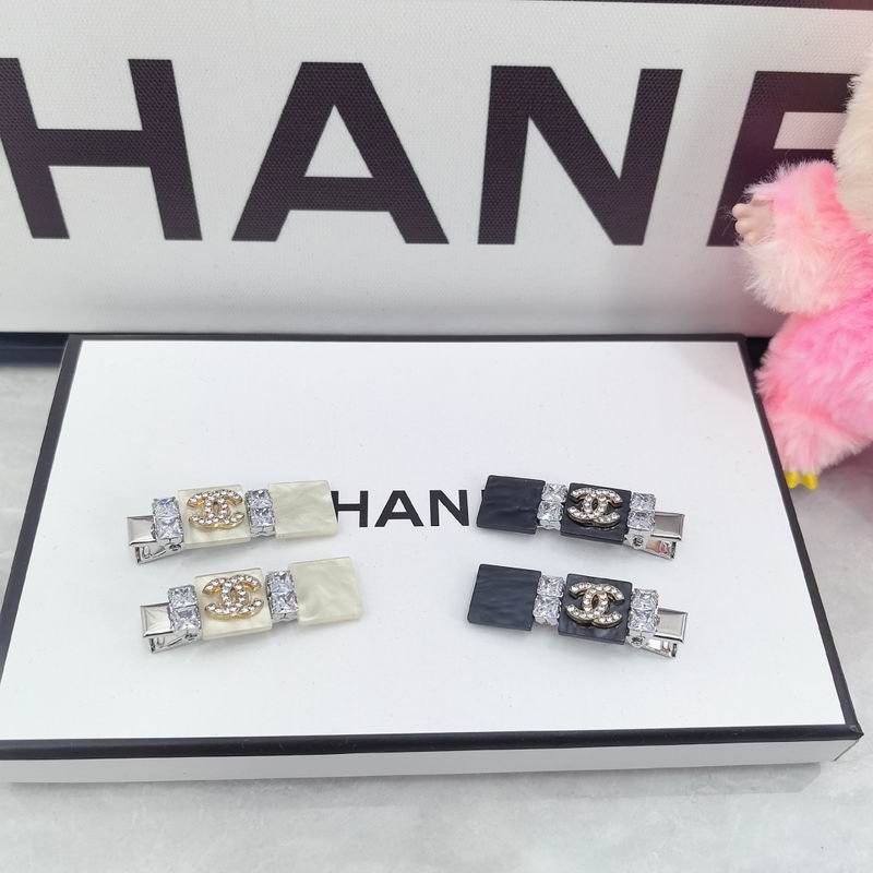 Chanel Hairpin dx08